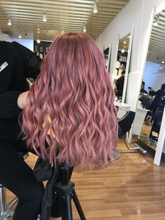 Fun Hair Color Ideas For Pale Skin, Rose Colored Hair, Streaks Hair Color, Highlights Red Hair, Pink Brown Hair, Streaks Hair, Rose Hair Color, Highlights Red, Auburn Hair Color