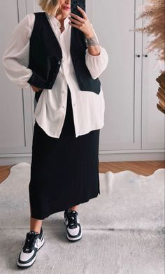 Urban Fashion Women, Look Plus Size, Everyday Fashion Outfits, Style Streetwear, Easy Trendy Outfits, Modest Fashion Outfits, Looks Chic, Casual Style Outfits, Winter Fashion Outfits