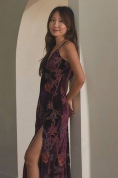 Burgundy Midi Dress - Floral Burnout Dress - Velvet Midi Dress - Lulus Dress For Small Chest, Fall Wedding Guest Outfit November, Mulberry Dress, Empire Waist Tops, Burgundy Midi Dress, Burnout Velvet, Velvet Midi Dress, Lulu Fashion, Burgundy Floral