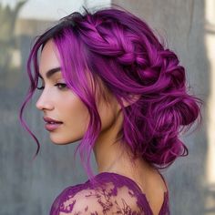 Magenta Hair: 20 Glamorous Ways to Stand Out - Hair Guru Crazy Hair Color Ideas, Purple Hair Styles, Alternative Hair Color Ideas, Pink And Red Hair, Magenta Hair Color, Purple Pink Hair, Vibrant Hair Color Ideas, Purple Hair Streaks, Holiday Hair Color