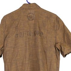 Description:Vintage brown Harley Davidson short sleeve shirt, fits medium.GENDER: mens CONDITION: very good.STYLE: short sleeve shirtERA: 2000sCOLOUR: brownFABRIC: cotton Good Style, Shirt Fits, Medium Brown, Vintage Brown, Short Sleeve Shirt, Harley Davidson, Sleeve Shirt, Product Description