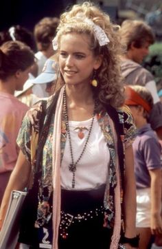 Grunge Style Outfits, 80s Fashion Icons, 80’s Outfits, Bright Clothes, 80s Party Outfits, Double Denim Looks, Fashion 1980s, Kelly Preston