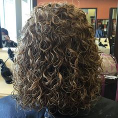 shoulder length perm hair Perms Shoulder Length Hair, Shoulder Length Perm, Women’s Hair Cuts, Medium Length Perm, Permed Bob Hairstyles, Permed Hair Medium Length, Loose Perm, Perm Curls, Body Wave Perm