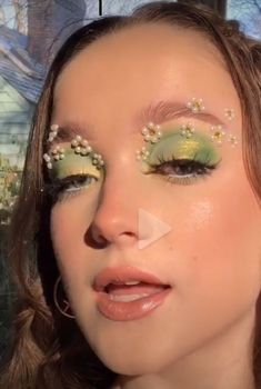 Green Makeup With Pearls, Fairly Make Up, Prom Fairy Makeup, Enchanted Garden Makeup Looks, Flower Rhinestone Makeup, Fairy Festival Makeup, Green And White Makeup Looks, Summer Fairy Makeup, Farie Makeup