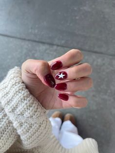 star nails red cherry maroon cola dark cherry red star holiday aesthetic manicure nail inspo vision board 2024 sweater Red And Silver Star Nails, Dark Red Star Nails, Dark Cherry Red Nails Acrylic Design, Burgundy Star Nails, Maroon Star Nails, Dark Cherry Red Nails Aesthetic, Cherry Cola Nails, Burgendy Nails, Beach Room Decor