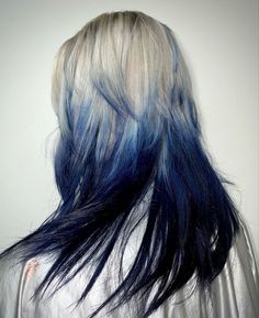 Blonde And Blue Hair, Hippie Stil, Hair Streaks, Hair Inspiration Short, Hair Stylies, Dye My Hair