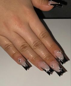 Clear Acrylic Nails With Black Design, Partynextdoor Inspired Nails, Aventura Concert Nails, Drip Nail Design Short, Ivan Cornejo Inspired Nails, Black Silver Nails Acrylic, White Silver And Black Nails, Don Toliver Nails, Partynextdoor Nails