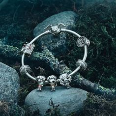 Ron Weasley And Hermione Granger, Jewellery Pandora, Strong Friendship, World Of Pandora, Harry Potter Ron Weasley, Pandora Collection, Harry Potter Icons