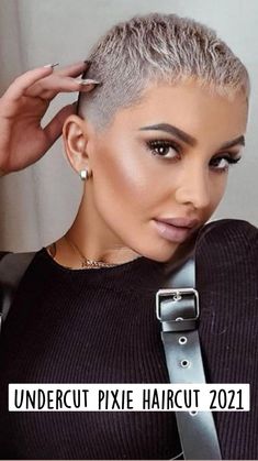 Aesthetic Blonde, Short Shaved Hairstyles, Pixie Cuts For Fine Hair, Cuts For Fine Hair, Really Short Hair, Short Hair Pixie Cuts, Pixie Haircut For Thick Hair, Short Hair Undercut, Short Grey Hair