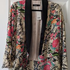 Cute Cream Floral Blazer With Black Detail. Brand New Never Worn. Size S Chic Beige Floral Print Outerwear, Spring Cream Blazer For Day Out, Cream Blazer For Spring Day Out, Chic Floral Print Fall Blazer, Floral Blazer, Colored Blazer, Black Cream, Blazer Suit, Suit Jacket