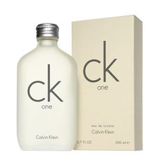 This was so popular when I was in high school! Ck One Perfume, Eternity Calvin Klein, Calvin Klein Perfume, Best Perfume For Men, Calvin Klein One, Calvin Klein Ck One, 212 Vip, Ck One, First Perfume