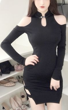 $44.90 - Elegant dark black short club dress cold shoulder with sleeves bandage strap side slit. This nightclub dress is bodycon tight fitted. For elegant ladies, seductive women and teens. This fitted dressy classy style will make you seductive and irresistible. Perfect for party, evening and night out. Black Dress Club Outfit Nightclub, Short Dresses Party Night, Mini Tight Dress, Short Black Dress Tight, Clubbing Clothes, Model Outfit Ideas, Outfits Quiz, Clubbing Outfits Nightclub, Birthday Club Outfit