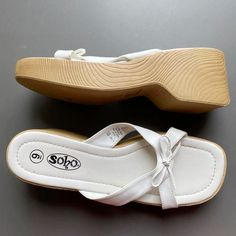 cute sandles Cute Beach Shoes, Sandals Aesthetic, Y2k Sandals, Sand Shoes, Cute Wedges, Shoe Wishlist, Cute Heels, Fancy Shoes, 2000s Fashion Outfits