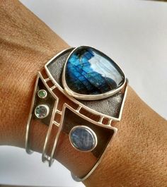 Matching Couple Bracelets, Contemporary Jewellery Designers, Trending Bracelets, Labradorite Jewelry, Epilator, Contemporary Jewellery, Contemporary Jewelry, Rings For Her, Artistic Jewelry