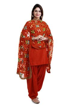 Buy Phulkari Design Chiffon Silk Dupatta at PinkPhulkari California Suit Lehenga, Phulkari Pants, Lucknowi Kurta, Gharara Suits, Embroidery Dupatta, Patiala Salwar Suits, Phulkari Embroidery, Bridal Dupatta, Phulkari Dupatta