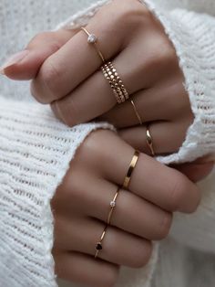 خواتم خطوبة, Hand Jewelry Rings, Dainty Gold Rings, Gold Rings Stackable, Gold Ring Designs, Fancy Jewellery, Fancy Jewelry