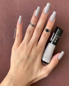 Grey Acrylic Nails, Minimal Nails Art, Nails Now, Minimal Nails, Casual Nails, Gray Nails