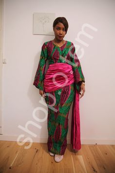 Beautiful fabric and beautiful dress design Traditional Fitted Pink Dress, Fitted Traditional Pink Dress, Fitted Silk Pink Maxi Dress, Fitted Pink Silk Maxi Dress, Traditional Silk Dresses With Batik Print, Traditional Pink Dresses With Floral Print, Long African Dresses, Beautiful Dress Designs, Ankara Dress