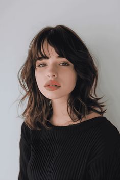 Discover 52 subtle yet trendy bangs that will transform your hairstyle. Find the perfect fringe for your face shape and style.