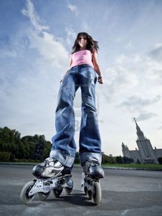 Wide-angle shot of a standing rollerblading girl Stock Photo Rollerblading Photography, Skater Boi, Skate Aesthetic, Women Skates