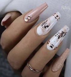 Ongles Beiges, Acrylic Nail Set, Her Nails, Ballerina Nails, Acrylic Nails Coffin Short, Hot Nails, Fabulous Nails, Coffin Nails Designs, Classy Nails