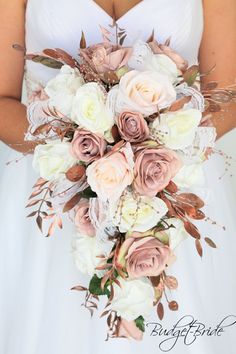 Rose Gold and Mauve Cascading Brides bouquet with pearls Rose Gold Wedding Flowers, Gold Wedding Flowers, Bridal Wedding Flowers, Spring Wedding Bouquets, Rustic Wedding Decorations, Blush Wedding Flowers, Dusty Rose Wedding, Cascade Bouquet, Fall Wedding Bouquets