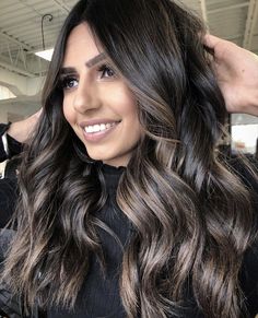 Black Hair Balayage Latina, Quince Hair, Charcoal Hair, Dark Brown Hair Balayage, Highlights For Dark Brown Hair, Hair Styels, Pink Hair Dye, Beauty Hair Color