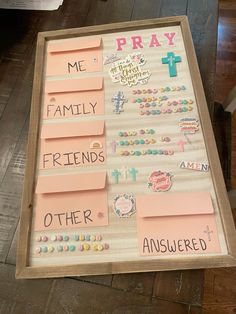 a bulletin board with words and pictures on it that read pray me, my family, friends, and other answered