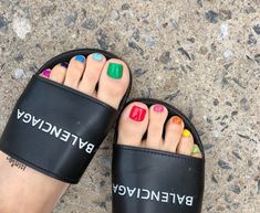 Rainbow Toes Nails, Rainbow Toenails, Foot Nails Color, Foot Nails Ideas, Rainbow Pedicure, Rainbow Toes, Rainbow Toe Nails, Colourful Nail