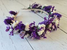 This headband from real protected flowers.It is a unique accessory for brides, bridesmaids and proms. Dried and stabilized plants are durable as long as they are properly stored away from sunlight to avoid color fading, heat sources, extreme cold and humidity. we make each piece with love and care..It is original handmade product. Your carefully crafted piece will be shipped within 1-3 days. if you have a special request, please contact me Loves.. ✨️Shipping ✨️ Your shipments will arrive by express shipping. ✨️USA 2-5 business days ✨️Europa 2-4 business days ✨️Everywhere else 2-10 days Dried Flower Headband, Purple Flower Crown, Bridal Flower Headband, Flowers Crown, Bridesmaid Headband, Bridesmaid Flower, Headband Bridal, Dry Flowers, Flower Crown Wedding