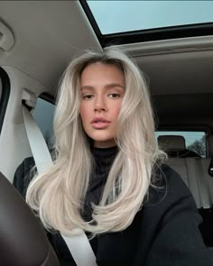 #molly #mollymae #hairstyles #haircut Scandinavian Hair, Hair Blond, Blowout Hair, Jo Malone, Hair Inspo Color, Love Island