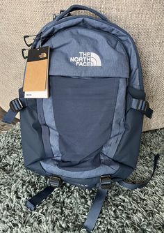 •brand new North Face Recon backpack •pretty blue •30 L •regular size •padded for back support •laptop sleeve •front mesh pocket for easy access •two front small pockets for pens, phone, keys, etc. •one large main pocket for books and binders •two side cup holders with adjustable straps •padded handle and straps for comfort •two front buckles Men Backpack Aesthetic, North Face Recon Backpack, North Face Recon, Levi Jean Jacket, Collage Outfits, Aesthetic Backpack, Inside My Bag, Handbag Essentials, Back To School Backpacks