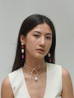 Tie Pearl Necklace – NST Studio Pearl Necklace Outfit, Yiqing Yin, Colar Chocker, Necklace Outfit, Rope Jewelry, Tie Necklace, Freshwater Pearl Necklace, Dress Rental, Pearl Charms