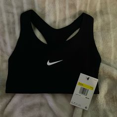 Got The Wrong Size Never Worn Never Washed Black Sports Bra For Spring, Casual Black Moisture-wicking Sports Bra, Black Activewear For Spring Sports, Black Spring Activewear For Sports, Black Activewear For Spring Training, Spring Black Sports Bra, Black Racerback Sports Bra For Streetwear, Casual Black Sports Bra For Sports Season, Casual Stretch Black Sports Bra