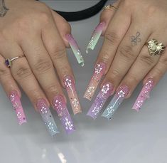 Glitter Rhinestone Nails, Press On Nails Square, Nails Glossy, Long Press On Nails, Diy Acrylic Nails, Cute Acrylic Nail Designs, Nails Square, Pink Gradient