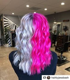 Split Pastel Hair, Long Blonde Hair Ideas Colors, Split Dye Hair Ideas Blonde, Split Hair Color Ideas Blondes, Awesome Hair Color, Paint Makeup, Vivid Hair Color