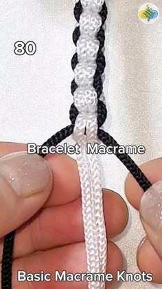 the instructions for how to make a macrame knot