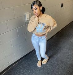 Baddie Outfits With Sandals, Outfits With Sandals, Sandal Outfits, 4s Outfit, Sandals Outfits, 16th Birthday Outfit, Teen Swag Outfits, Swag Outfits For Girls