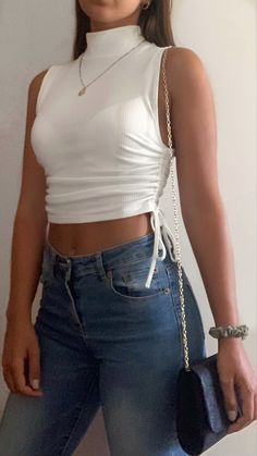 Cute Overalls, Trendy Fashion Tops, Causual Outfits, Cute Crop Tops, Korean Street Fashion, Teen Fashion Outfits, Outfits Casuales, Cute Casual Outfits, Simple Outfits