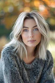 21 Fall Hair Color Ideas For Blondes Blonde Hair Transformation, Bold Highlights, Fall Blonde Hair Color, Fall Blonde Hair, Fall Hair Color Ideas, Blonde Hair Transformations, Color Ideas For Blondes, Hair Color Ideas For Blondes, Subtle Balayage