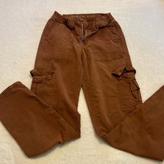 Great Condition, Never Worn, Stretchy Waist, Size 00 American Eagle Brown Pants, 00 Jeans, Jeans American Eagle, Lara Croft, Brown Pants, Cargo Jeans, Jeans Color, American Eagle Outfitters Jeans, Corduroy Pants