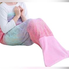 Vhome Kids Mermaid Blanket Gifts - Warm Living Room Sofa Blanket Children Cuddly Blankets For Birthday Gift (K3-Rainbow Pink, Kids 57'' X 24'') Thickened Flannelimported Personalised Gifts: Kids Mermaid Blanket, The Best Gifts For Children's Birthdays And Christmas. Suitable Age: 8-15 Years Old Creative Ideas: Creative Mermaid Tail Is Stylish And Colorful, Attractive Fish Scale Shape Patterns That Will Decorate Your Life And Home. Soft And Comfortable: Children Mermaid Blanket, Environmentally F Warm Living Room, Fall Throw Blanket, Mermaid Tails For Kids, Cable Knit Blankets, Grey Throw Blanket, Living Room Warm, Cuddly Blanket, Chunky Knit Throw