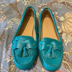 Teal Color And Brand New. There Is A Mark On The She From Glue It Appears But Does Not Effect Looks Or Wear. Teal Color, Teal Colors, Moccasins, Glue, Size 7, Women Shoes, Brand New, Green, Women Shopping