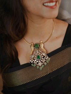 Gold Kante Necklace Designs, Kante Gold Necklaces, Kids Gold Jewelry, Wedding Jewelry Sets Bridal Jewellery, Silver Jewelry Accessories, Antique Necklaces Design, Fancy Jewelry Necklace, Antique Jewellery Designs