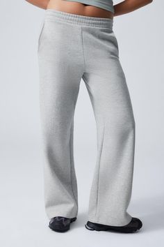 loose long heavyweight sweatpants - Washed Grey | Weekday WW Sick Day Outfit, Straight Sweatpants, Sweatpants Grey, Men Trousers, Fleece Sweatpants, Grey Sweatpants, Skirt Socks, Christmas Wish, Christmas Wish List