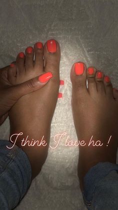 Black Women Pedicure Ideas, Boujee Nails Designs, Orange Toe Nails, Hottest Summer Nails, Fall Toe Nails, Boujee Nails, Delicate Aesthetic