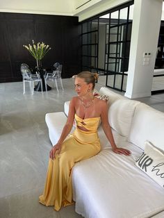 Yellow Formal Dresses, Proposal Dress, Evening Party Dress Long, Mermaid Yellow, Yellow Formal Dress, Yellow Mermaid, Prom Photography, One Shoulder Prom Dress