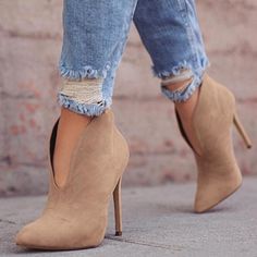 This suede open front ankle bootie with a thin heel pairs perfectly with jeans, rompers, jumpsuits, dresses, skirts and leggings. Featuring an approximate 3" heel and comes in 4 fabulous colors. **Please note the manufacturer's size chart for these booties. High Heels Classy, Ankle Strap Chunky Heels, Ankle Shoes, Heels Classy, Pumps Heels Stilettos, Casual Heels, Pointed Toe Heels, Ankle Bootie, High Heels Stilettos