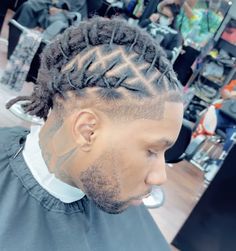 Mens Barrel Twist, Low Taper Fade With Locs, Starter Locs Barrel Twist, Braided Dreads Men Dreadlocks, Barrel Loc Styles For Men, Loc Barrels, Barrel Twist Locs Men, Barrel Twist Dreads Men, Barrel Twist Locs