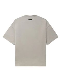 taupe grey
cotton
logo print to the front
round neck
short sleeves
straight hem Gray Oversized Short Sleeve T-shirt, Beige Crew Neck T-shirt With Logo Print, Basic Beige T-shirt For Streetwear, Oversized Gray Basic T-shirt, Basic Oversized Gray T-shirt, Gray Boxy Fit Short Sleeve T-shirt, Neutral Relaxed Fit Crew Neck T-shirt, Casual Cotton T-shirt In Neutral Color, Neutral Cotton Casual T-shirt